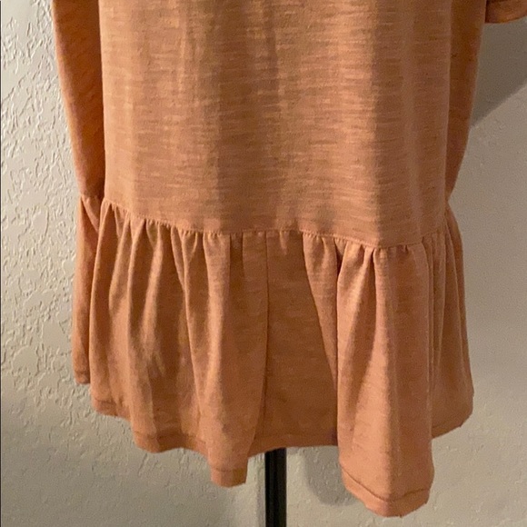 NWT hem & thread darling peplum top - Picture 5 of 7